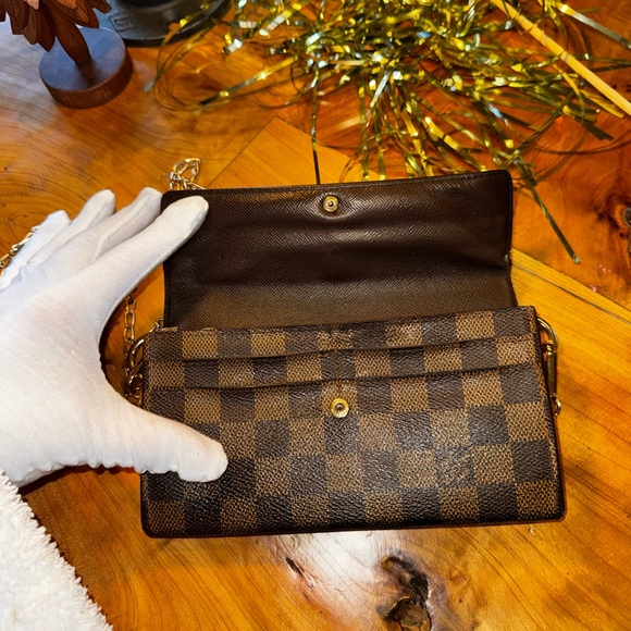 Louis Vuitton vintage DAMIER long Sarah wallet converted Crossbody - Picture 12 of 17